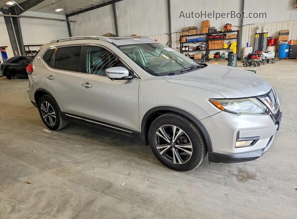5N1AT2MV2HC835584 2017 NISSAN ROGUE Silver Առջևի աջ