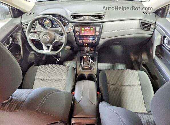 5N1AT2MV2JC753912 2018 NISSAN ROGUE Белый Вид панели приборов