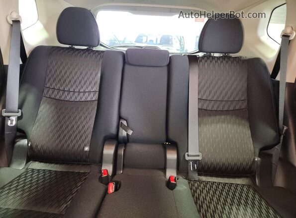 5N1AT2MV2JC753912 2018 NISSAN ROGUE Белый Вид задних сидений