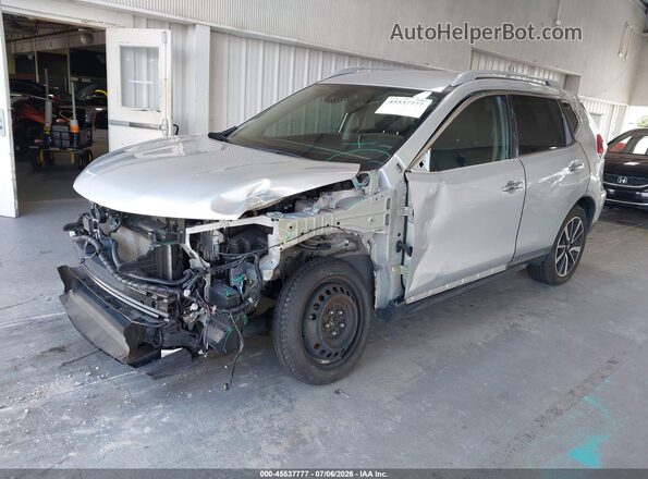 5N1AT2MV2LC759907 2020 NISSAN ROGUE Silver Передня ліва чверть