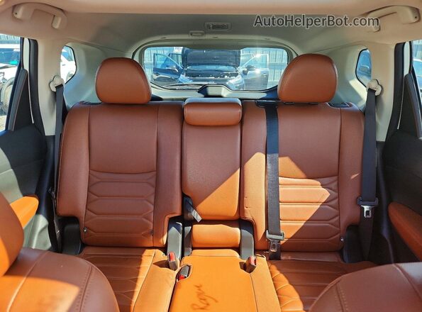 5N1AT2MV3HC770289 2017 NISSAN ROGUE White Vista de los asientos traseros