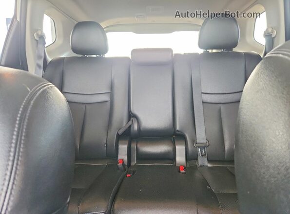 5N1AT2MV3HC779199 2017 NISSAN ROGUE Silver Вид задніх сидінь