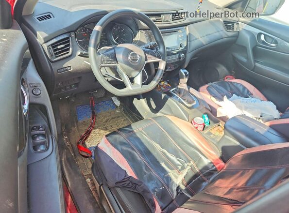 5N1AT2MV3HC779879 2017 NISSAN ROGUE Красный Вид панели приборов