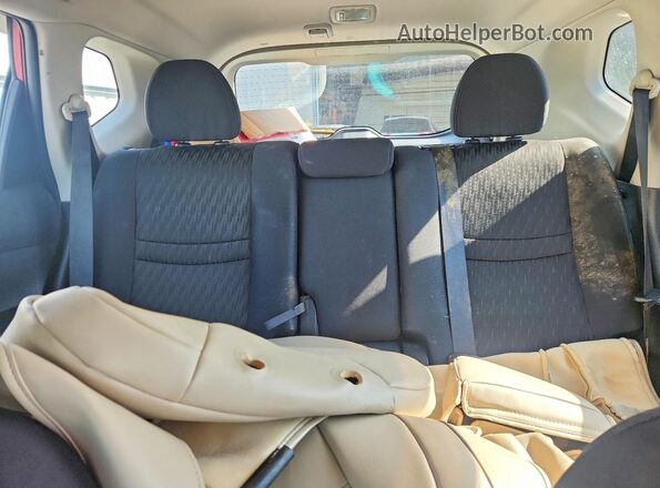 5N1AT2MV3HC779879 2017 NISSAN ROGUE Красный Вид задних сидений