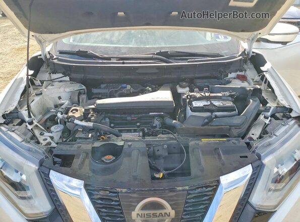 5N1AT2MV3HC848876 2017 NISSAN ROGUE White Vista del compartimento del motor