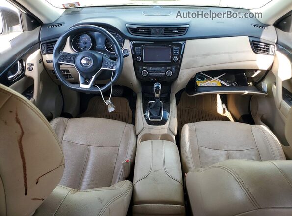 5N1AT2MV3HC848876 2017 NISSAN ROGUE White Vista del salpicadero