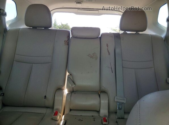 5N1AT2MV3HC848876 2017 NISSAN ROGUE White Vista de los asientos traseros