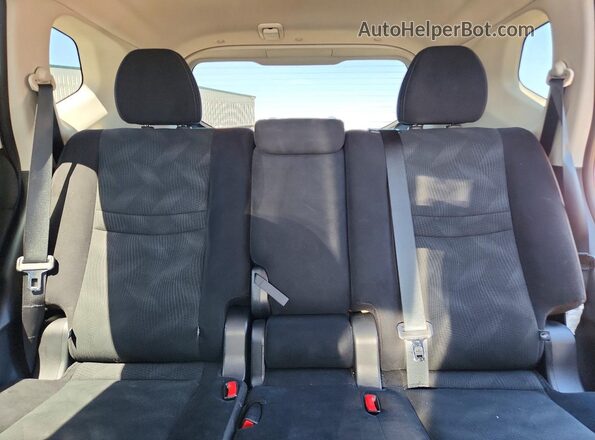5N1AT2MV4GC842440 2016 NISSAN ROGUE White Вид задніх сидінь