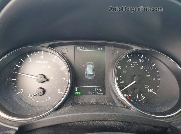 5N1AT2MV4HC767790 2017 NISSAN ROGUE White Вид щитка приладів