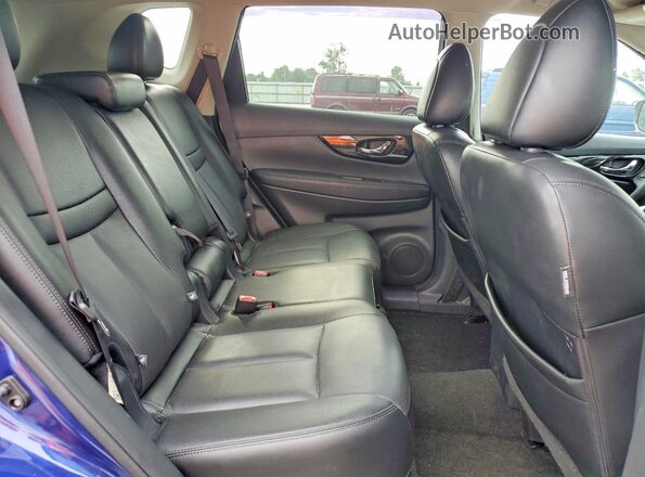 5N1AT2MV4HC847185 2017 NISSAN ROGUE Синий Вид задней части салона
