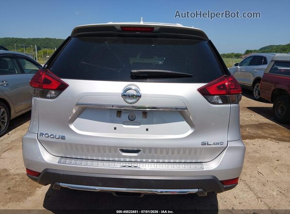 5N1AT2MV4JC713671 2018 NISSAN ROGUE Silver 