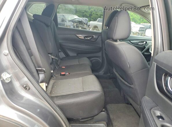 5N1AT2MV4JC748470 2018 NISSAN ROGUE Gray Rear interior view