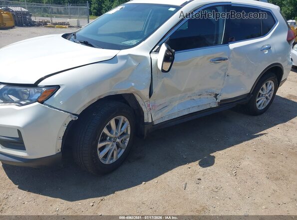 5N1AT2MV4JC814614 2018 NISSAN ROGUE White Front view