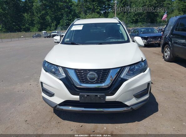 5N1AT2MV4JC814614 2018 NISSAN ROGUE White Rear interior view