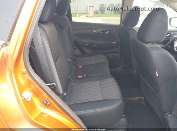 5N1AT2MV4JC827766 2018 NISSAN ROGUE Orange VIN կոդի պիտակի տեսք