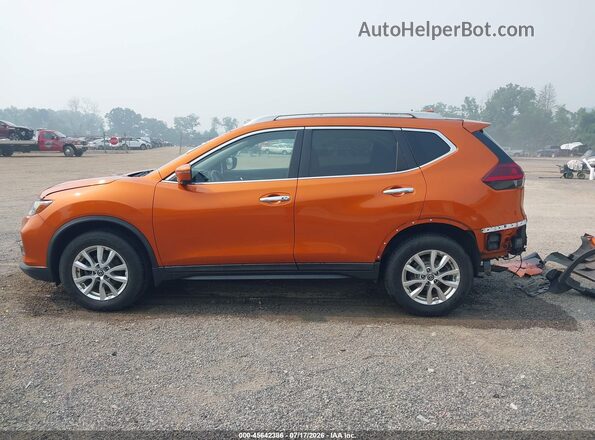 5N1AT2MV4JC827766 2018 NISSAN ROGUE Orange 
