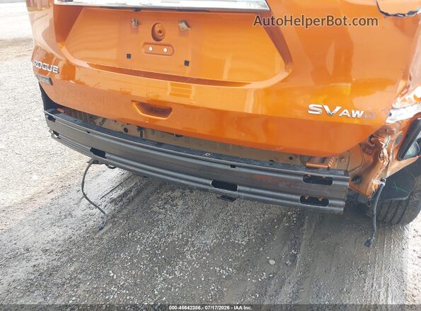 5N1AT2MV4JC827766 2018 NISSAN ROGUE Orange 