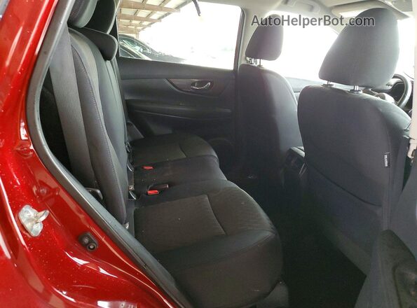 5N1AT2MV4KC783379 2019 NISSAN ROGUE Red Вид задньої частини салону