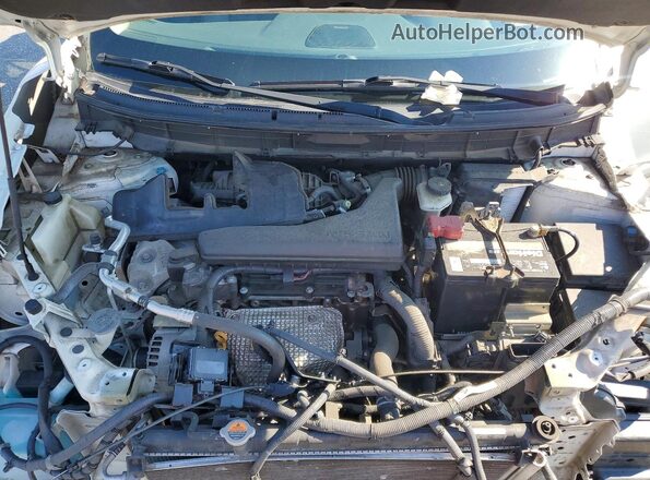 5N1AT2MV5GC760751 2016 NISSAN ROGUE White Engine compartment view