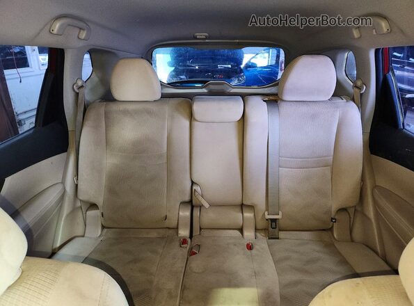 5N1AT2MV5GC912172 2016 NISSAN ROUGUE Red Rear seats view