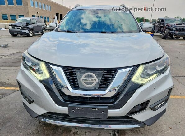 5N1AT2MV5HC778765 2017 NISSAN ROGUE Silver წინა ხედი