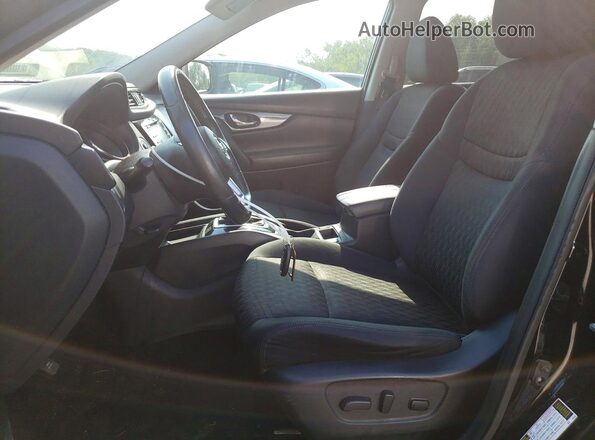 5N1AT2MV5HC892586 2017 NISSAN ROGUE Black Front interior view