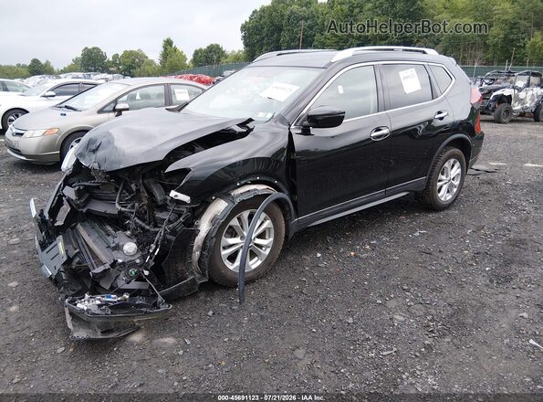 5N1AT2MV5JC845385 2018 NISSAN ROGUE Черный Передняя левая четверть
