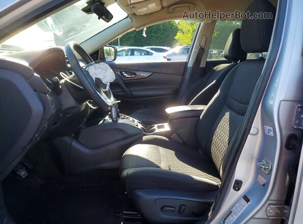 5N1AT2MV5LC795428 2020 NISSAN ROGUE Silver Front interior view