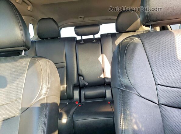 5N1AT2MV6GC736927 2016 NISSAN ROGUE Gray Rear seats view