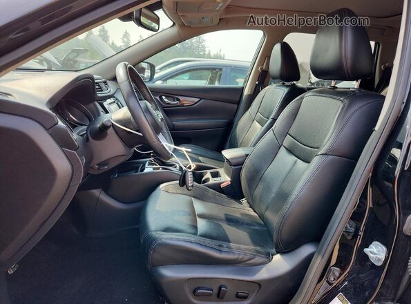 5N1AT2MV6HC759349 2017 NISSAN ROGUE Black Front interior view