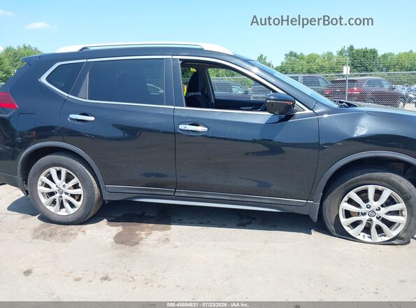 5N1AT2MV6HC780573 2017 NISSAN ROGUE Black Սալոնի հետևի տեսք