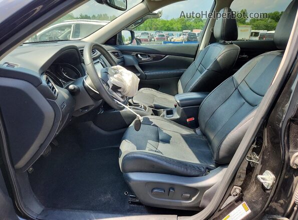 5N1AT2MV6HC860441 2017 NISSAN ROGUE Black Front interior view