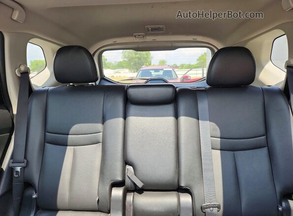 5N1AT2MV6HC860441 2017 NISSAN ROGUE Black Rear seats view