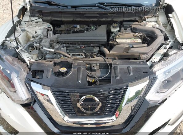 5N1AT2MV6HC873531 2017 NISSAN ROGUE White Widok z tyłu