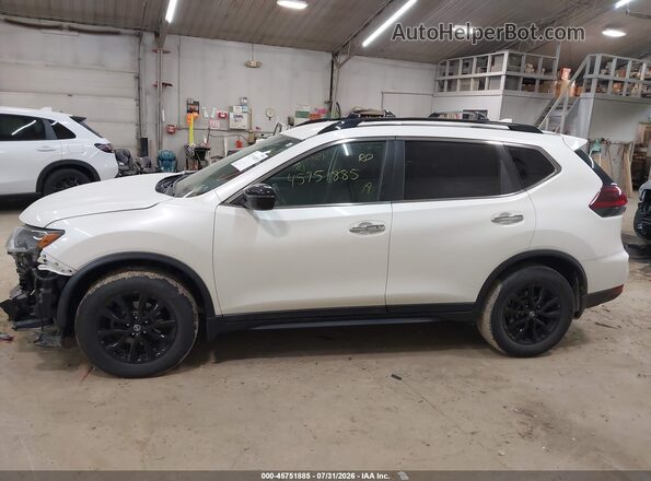 5N1AT2MV6JC727880 2018 NISSAN ROGUE White Widok wnętrza 360 stopni