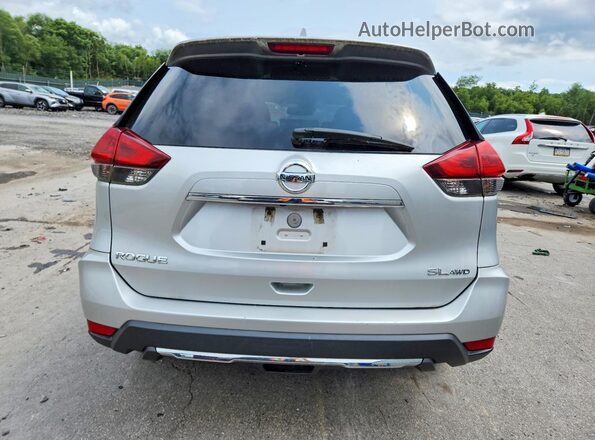 5N1AT2MV6JC783527 2018 NISSAN ROGUE Silver Rear view