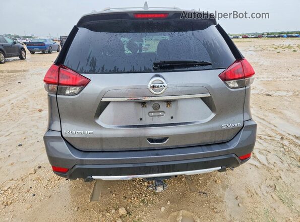 5N1AT2MV6JC788405 2018 NISSAN ROGUE Серый Вид сзади