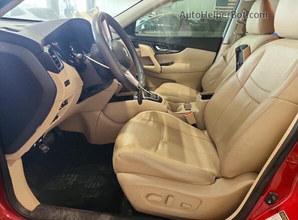 5N1AT2MV7HC782588 2017 NISSAN ROGUE Red Սալոնի դիմացի տեսք