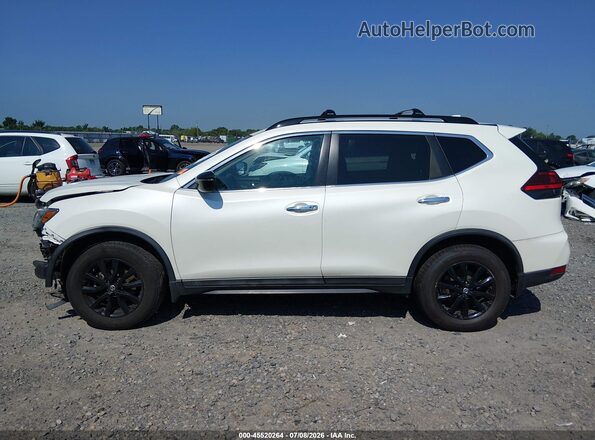 5N1AT2MV7HC811104 2017 NISSAN ROGUE White Widok wnętrza 360 stopni