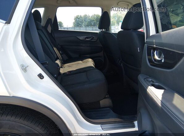 5N1AT2MV7HC811104 2017 NISSAN ROGUE White Widok naklejki z numerem VIN