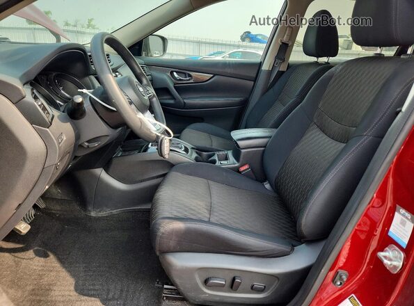 5N1AT2MV7JC716595 2018 NISSAN ROGUE Maroon Front interior view
