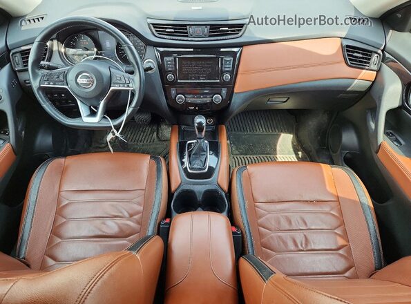 5N1AT2MV7JC734546 2018 NISSAN ROGUE White Widok deski rozdzielczej