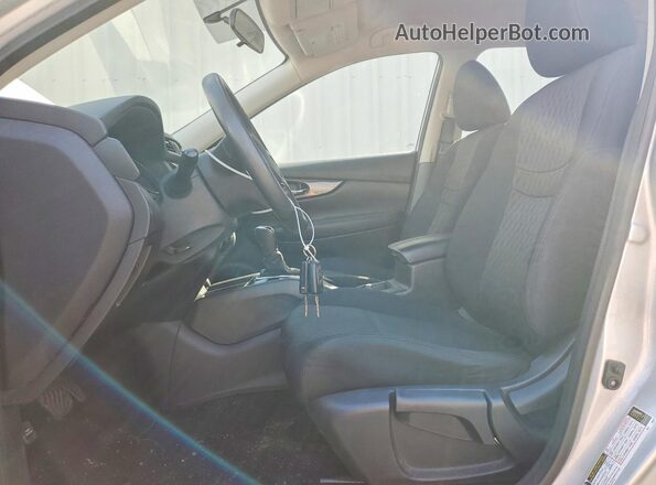5N1AT2MV7JC790325 2018 NISSAN ROGUE Silver Սալոնի դիմացի տեսք