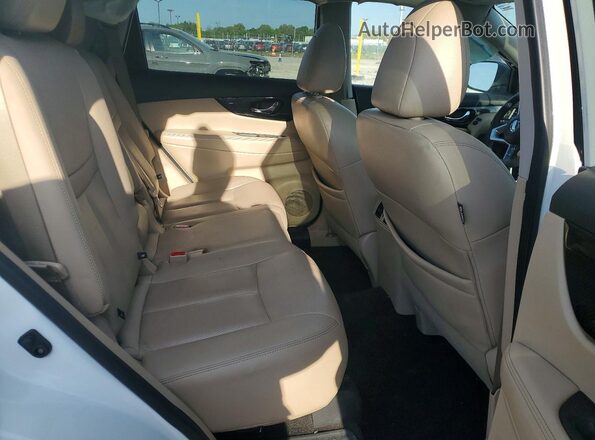5N1AT2MV7KC718719 2019 NISSAN ROGUE White უკანა სალონის ხედი