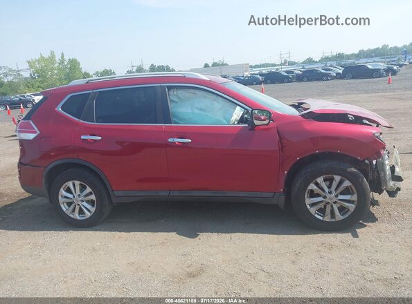 5N1AT2MV8GC920153 2016 NISSAN ROGUE Red Widok wnętrza z tyłu