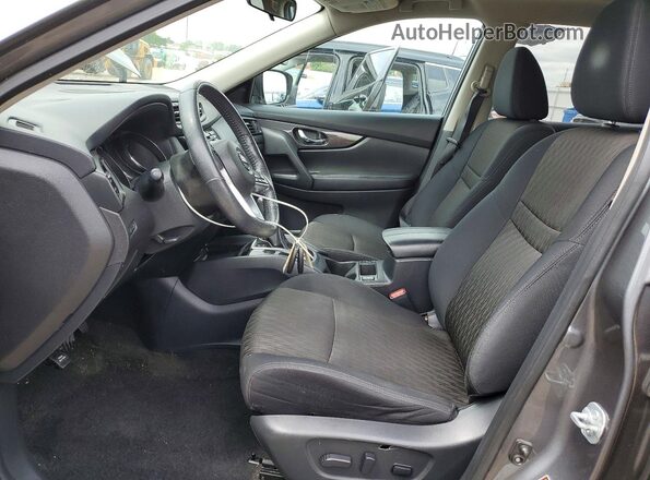 5N1AT2MV8HC762737 2017 NISSAN ROGUE Gray Front interior view