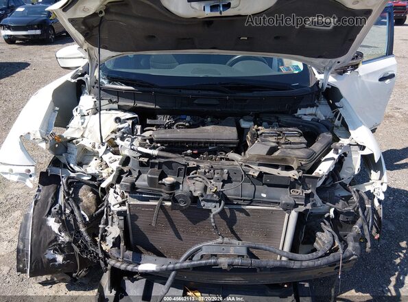 5N1AT2MV8HC767257 2017 NISSAN ROGUE White უკანა ხედი