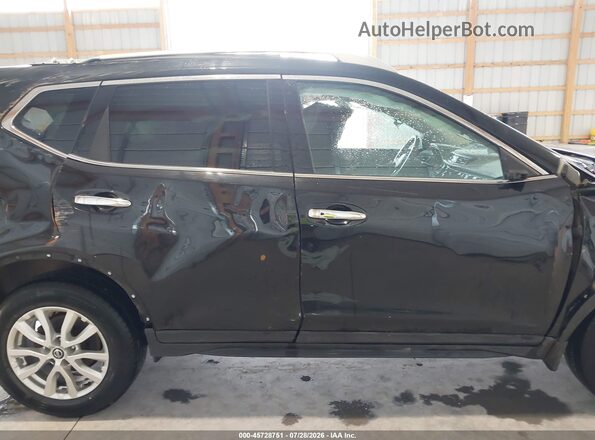 5N1AT2MV8HC828722 2017 NISSAN ROGUE Black Вид задньої частини салону