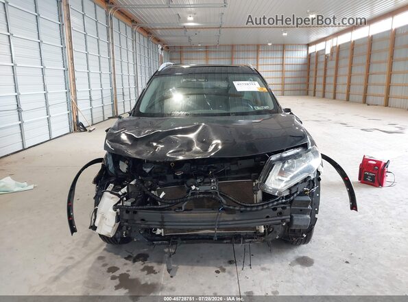 5N1AT2MV8HC828722 2017 NISSAN ROGUE Black 