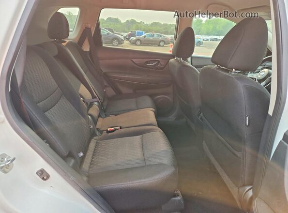 5N1AT2MV8HC844791 2017 NISSAN ROGUE White უკანა სალონის ხედი